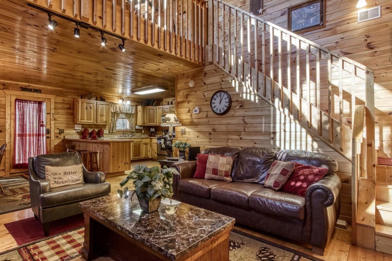 Magical Moments, Hot Tub, Wifi, 1089 Free Tickets Each Paid Day, Dollywood And More Gatlinburg Exteriér fotografie