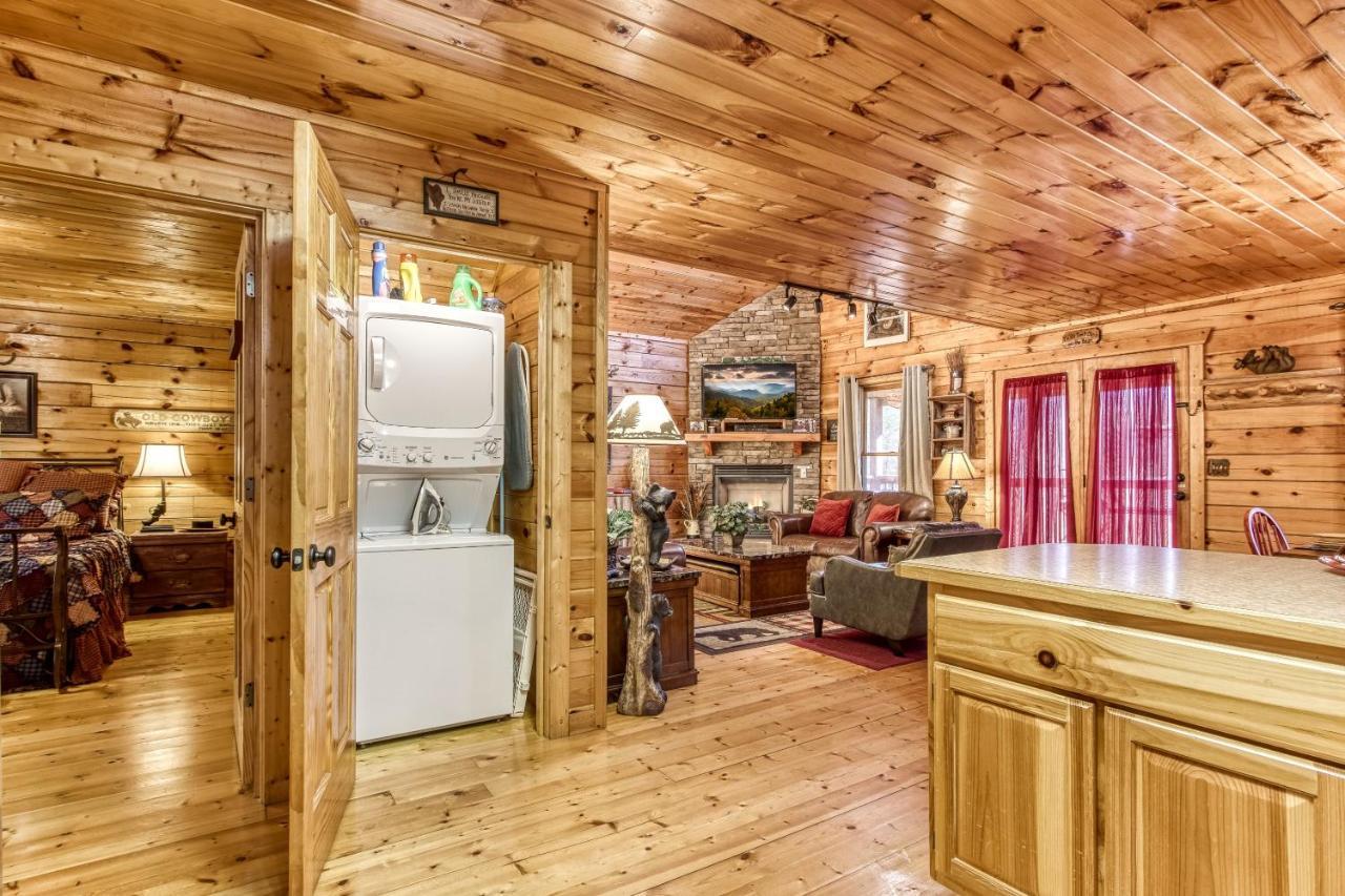 Magical Moments, Hot Tub, Wifi, 1089 Free Tickets Each Paid Day, Dollywood And More Gatlinburg Exteriér fotografie