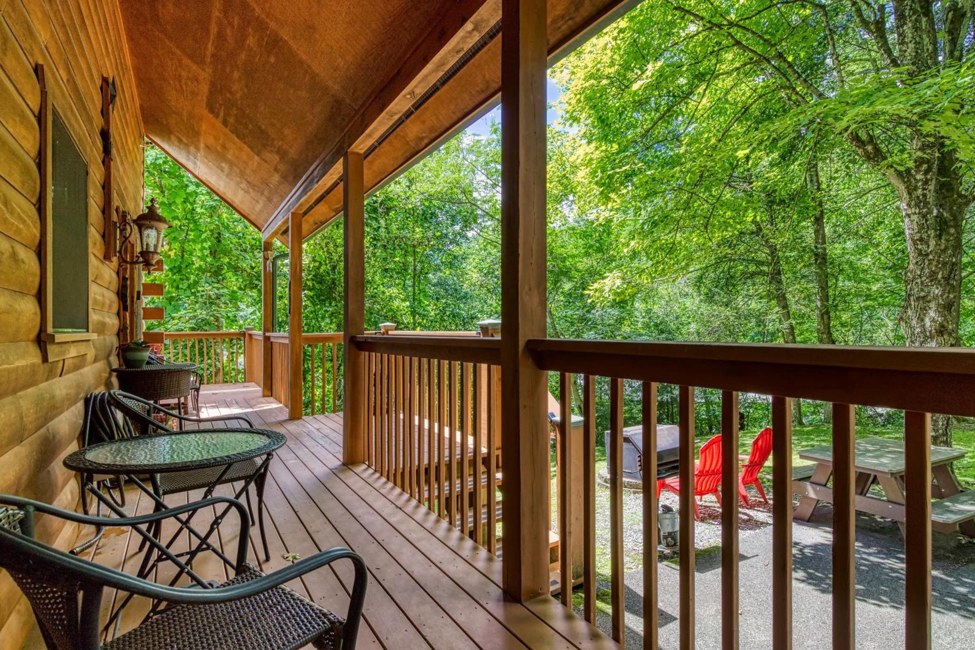 Magical Moments, Hot Tub, Wifi, 1089 Free Tickets Each Paid Day, Dollywood And More Gatlinburg Exteriér fotografie