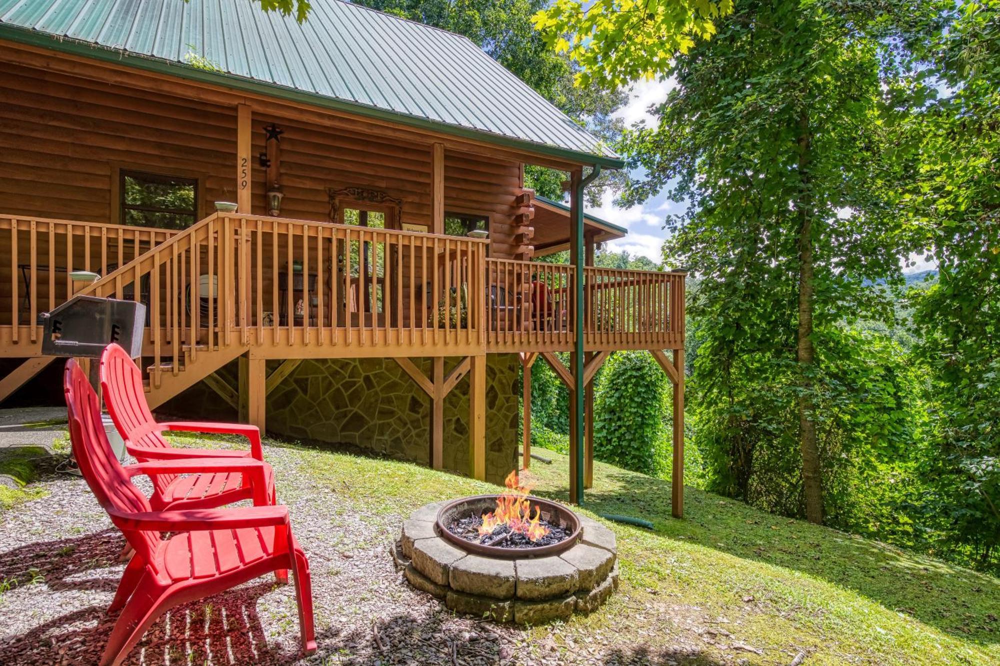 Magical Moments, Hot Tub, Wifi, 1089 Free Tickets Each Paid Day, Dollywood And More Gatlinburg Exteriér fotografie